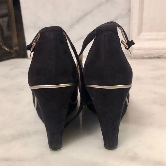 Versatile Black Suede Wedges with Silver Trim - Picture 2 of 4